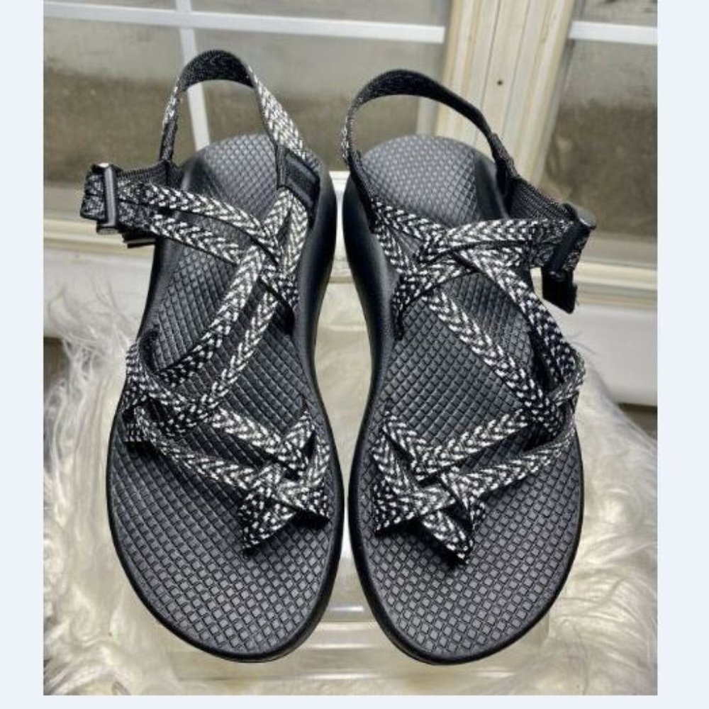CHACO Women Black Strap Hiking ZX2 Sandals 6